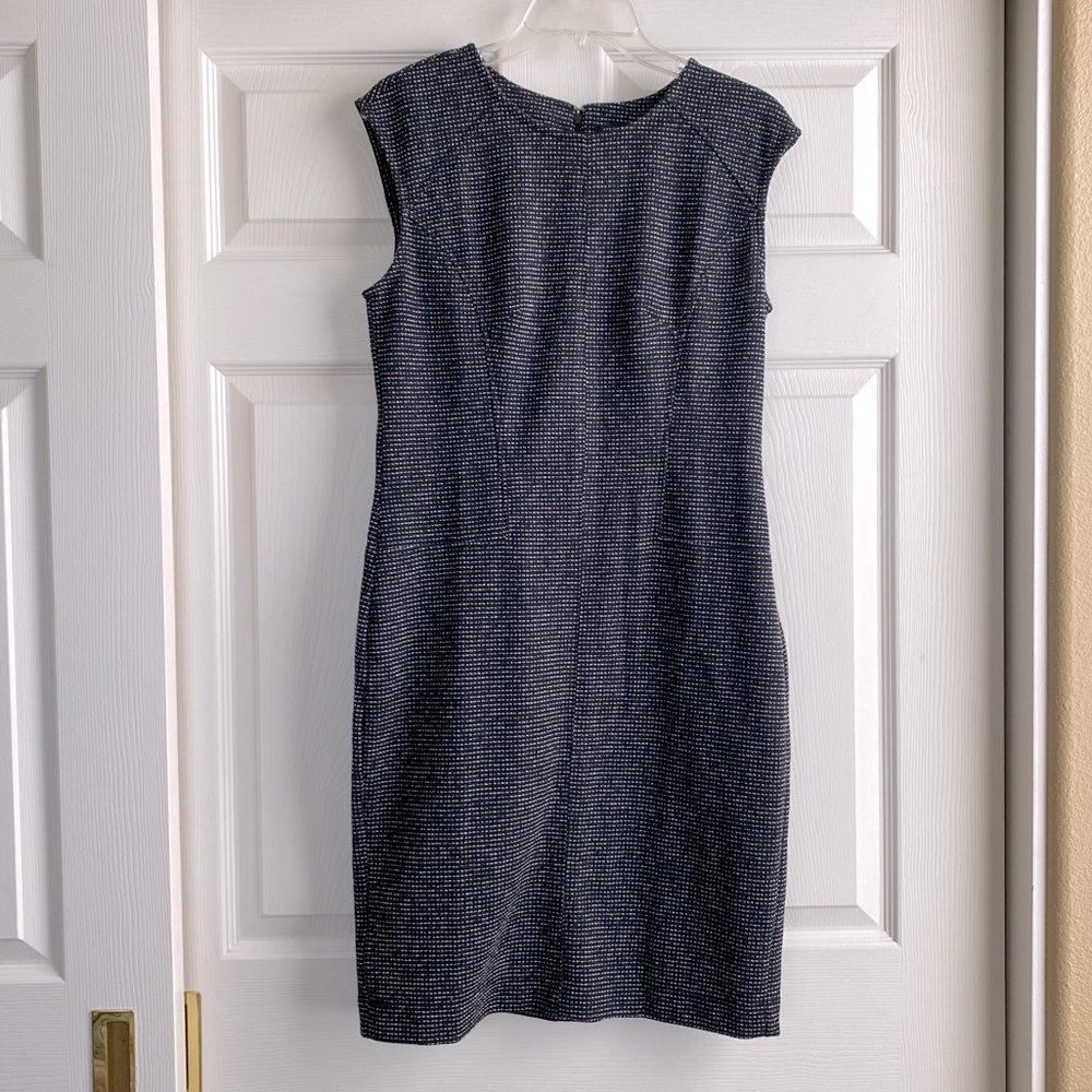 Black and white bodycon dress
